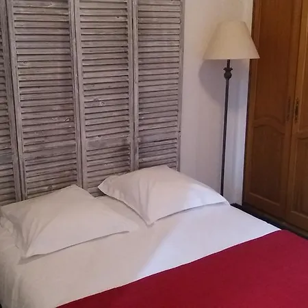 Hotell Le Relais Des Dix Crus - Logis