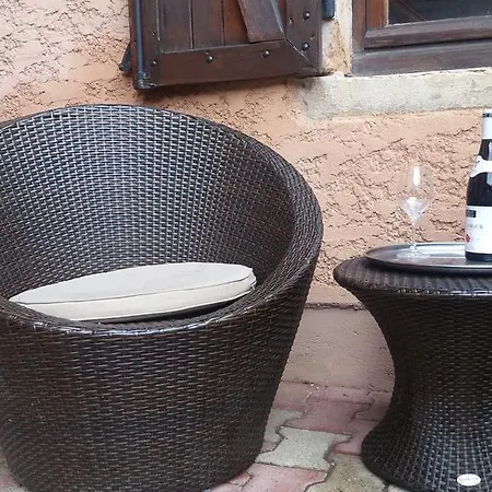 Hotell Le Relais Des Dix Crus - Logis 2*