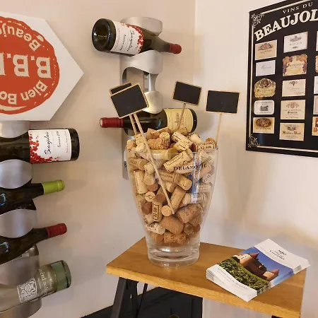 Le Relais Des Dix Crus - Logis 2*