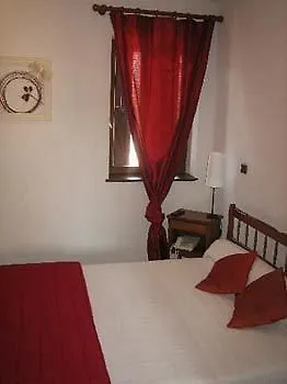 Le Relais Des Dix Crus - Logis Corcelles-en-Beaujolais